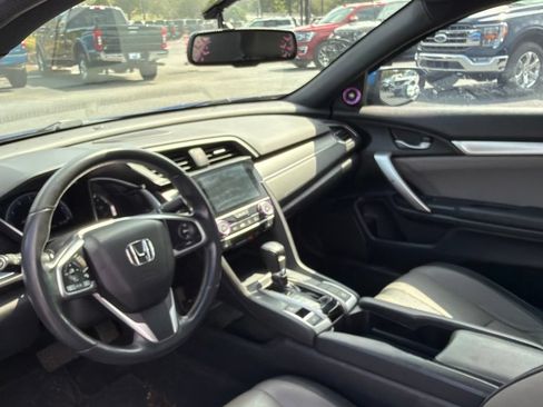Used 2017 Honda Civic EX-L image 10