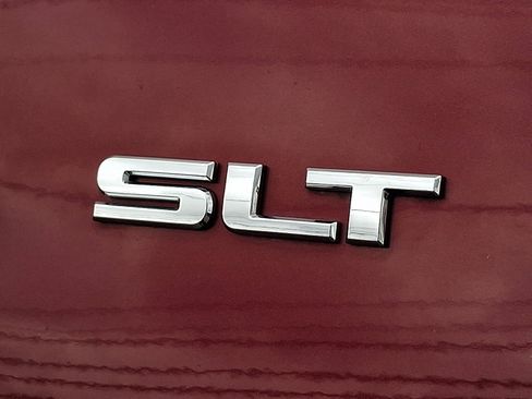 Used 2015 GMC Acadia SLT AWD/4WD image 32