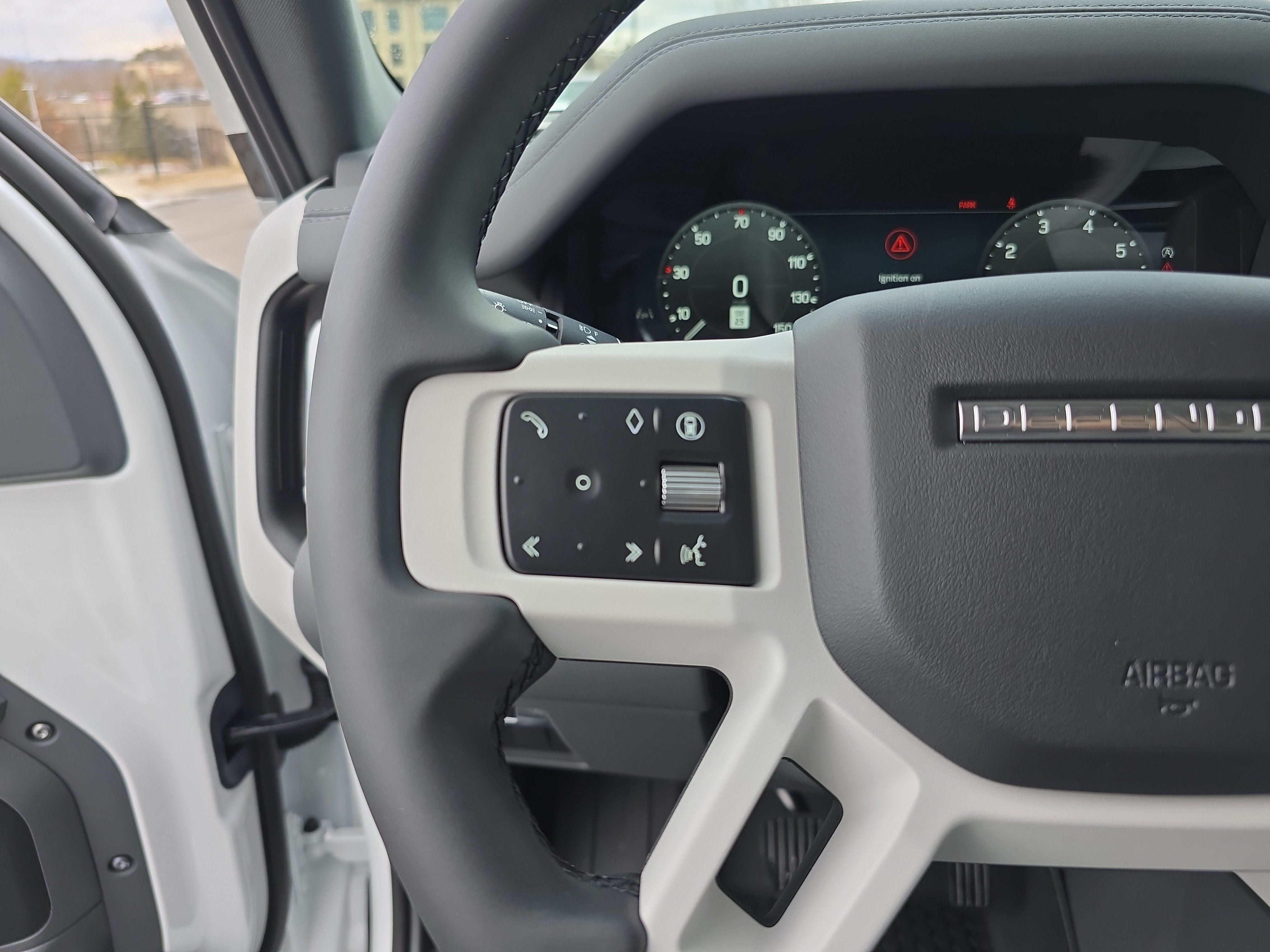 Certified 2026 Land Rover Defender 110 X-Dynamic SE AWD/4WD image 34