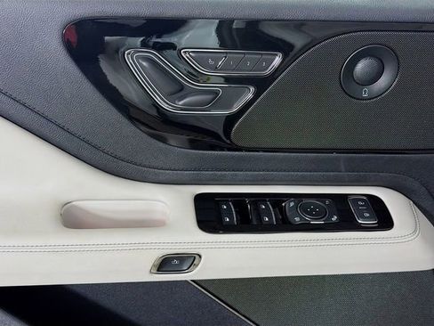 New 2026 Lincoln Aviator Reserve image 18