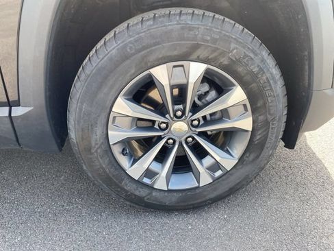 Used 2026 Chevrolet Equinox LT w/ Convenience Package II AWD/4WD image 31