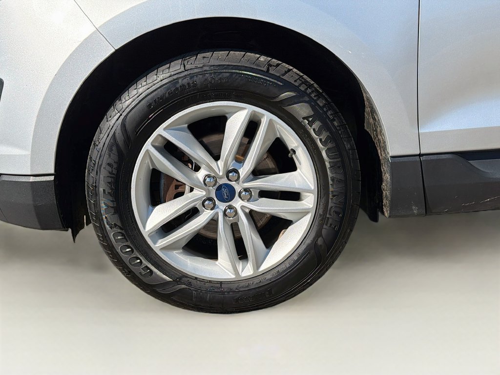 Used 2017 Ford Edge SEL FWD image 32