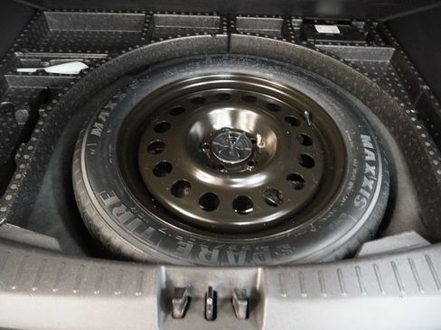 Used 2018 Ford Escape SEL image 12