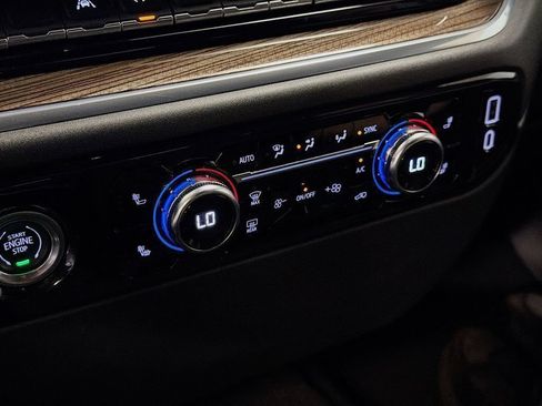 Used 2023 GMC Sierra 1500 Elevation AWD/4WD image 30