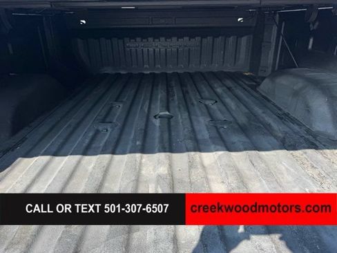 Used 2023 GMC Sierra 2500 Denali w/ Denali Ultimate Package AWD/4WD image 17