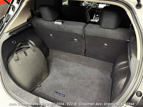 Used 2018 Nissan Leaf SV w/ SV Technology Package image 25