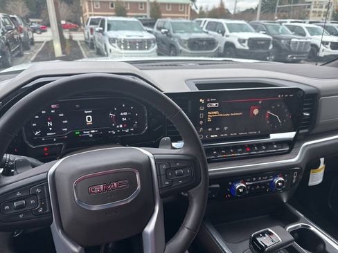 Used 2025 GMC Sierra 1500 SLT w/ SLT Premium Plus Package image 11