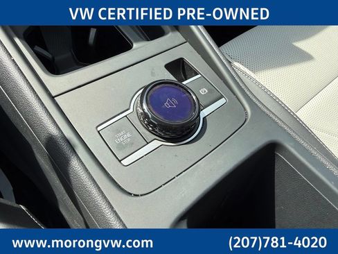 Certified 2025 Volkswagen Tiguan SE AWD/4WD image 39