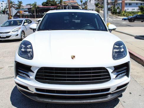 Used 2020 Porsche Macan AWD/4WD image 10