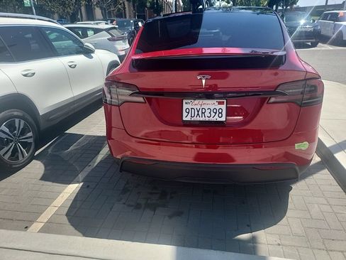 Used 2023 Tesla Model X AWD/4WD image 5
