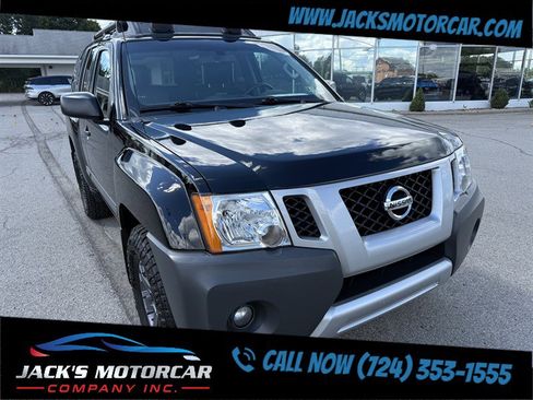 Used 2015 Nissan Xterra PRO-4X w/ Pro-4x Leather Package image 10