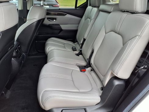Used 2025 Honda Pilot EX-L image 25
