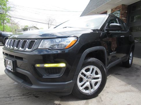 Used 2017 Jeep Compass Sport w/ Cold Weather Group AWD/4WD image 27