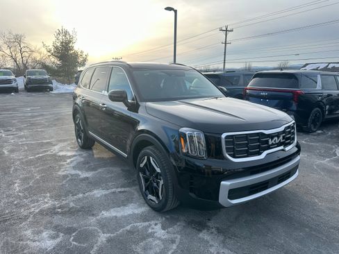 New 2025 Kia Telluride S AWD/4WD image 3