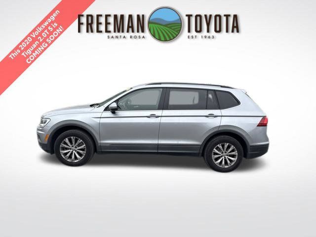 Used 2020 Volkswagen Tiguan S FWD image 1