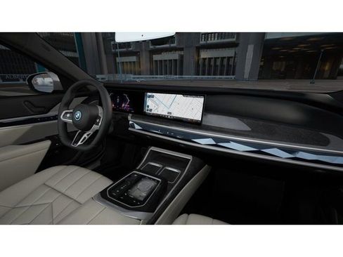 New 2025 BMW i7 eDrive50 w/ M Sport Package image 14