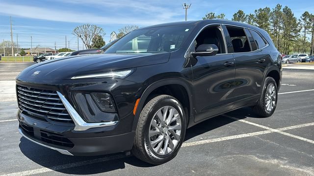 Used 2025 Buick Enclave Preferred FWD image 3