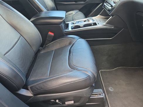 Used 2020 Ford Explorer ST w/ ST High-Performance Pack AWD/4WD image 23