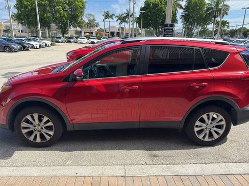 Used 2014 Toyota RAV4 Limited w/ Technology Package FWD image 3