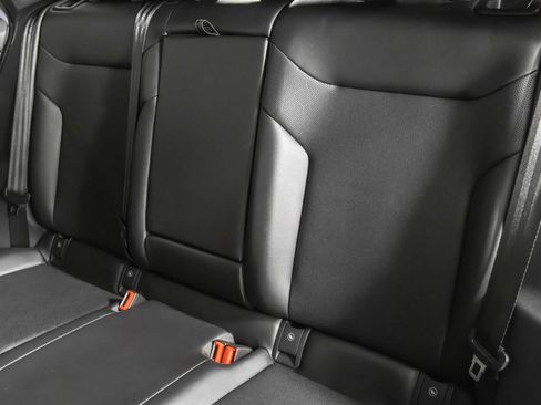 Used 2021 Volkswagen ID.4 Pro S image 39