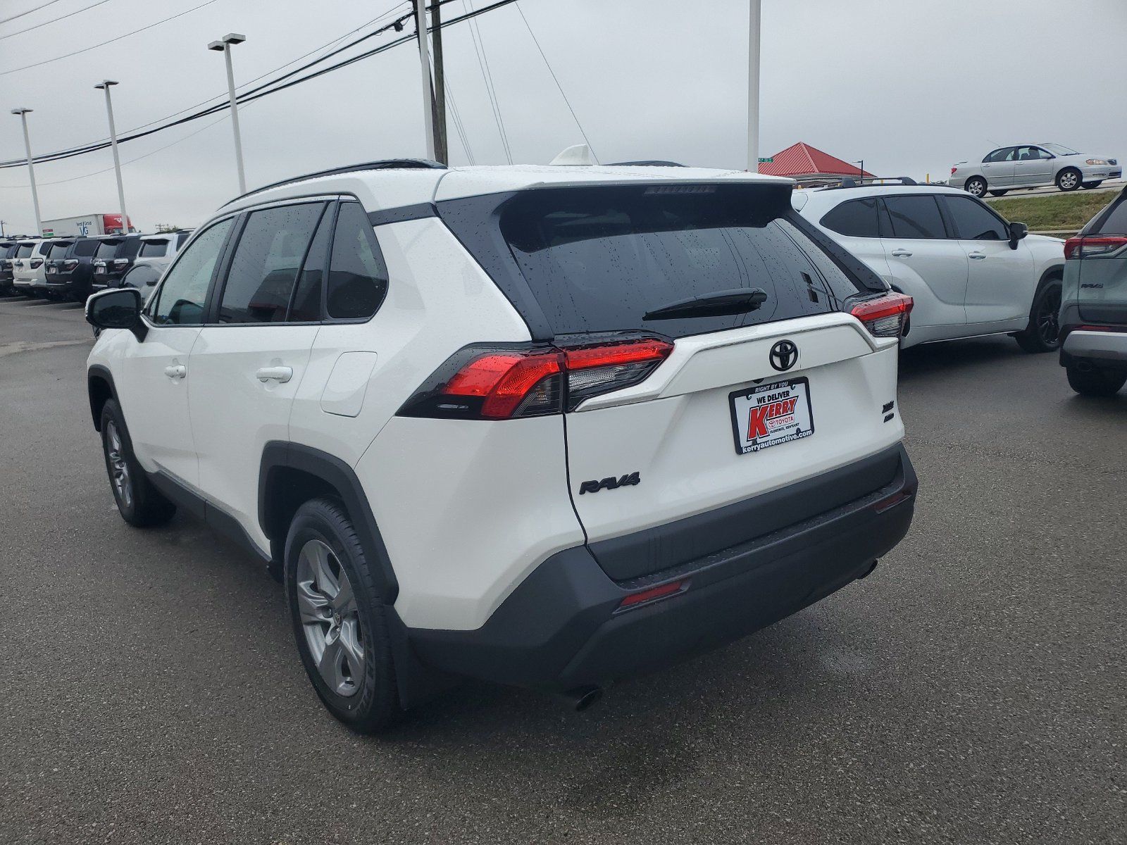 Used 2024 Toyota RAV4 XLE w/ Convenience Package AWD/4WD image 3