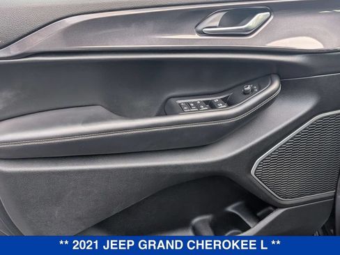 Used 2021 Jeep Grand Cherokee L Laredo AWD/4WD image 11