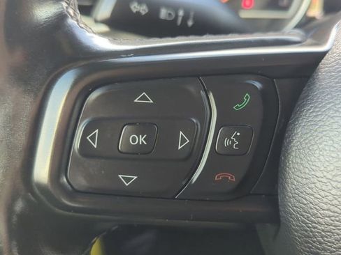 Used 2023 Jeep Wrangler Unlimited Sport AWD/4WD image 12