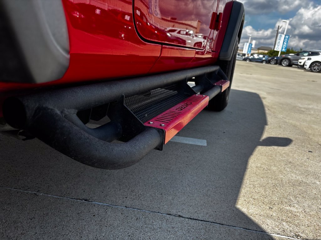 Used 2018 Jeep Wrangler Unlimited Sport AWD/4WD image 14