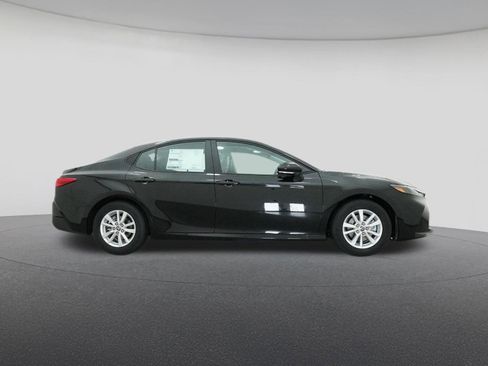 New 2026 Toyota Camry LE image 27
