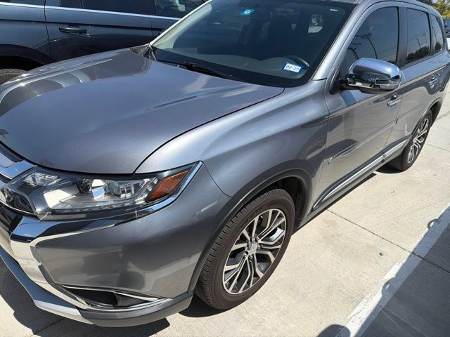 Used 2016 Mitsubishi Outlander SEL FWD image 1