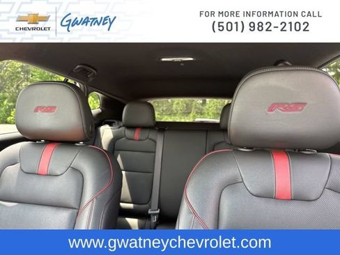 Used 2025 Chevrolet Trax RS w/ Driver Confidence Package FWD image 26