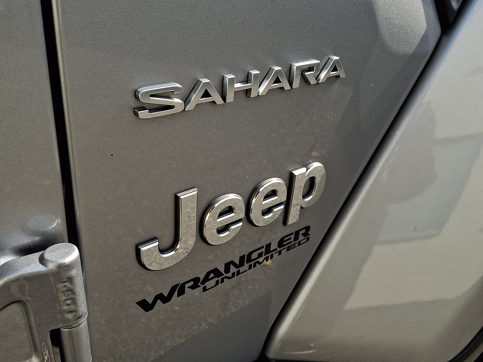 Used 2019 Jeep Wrangler Unlimited Sahara AWD/4WD image 30