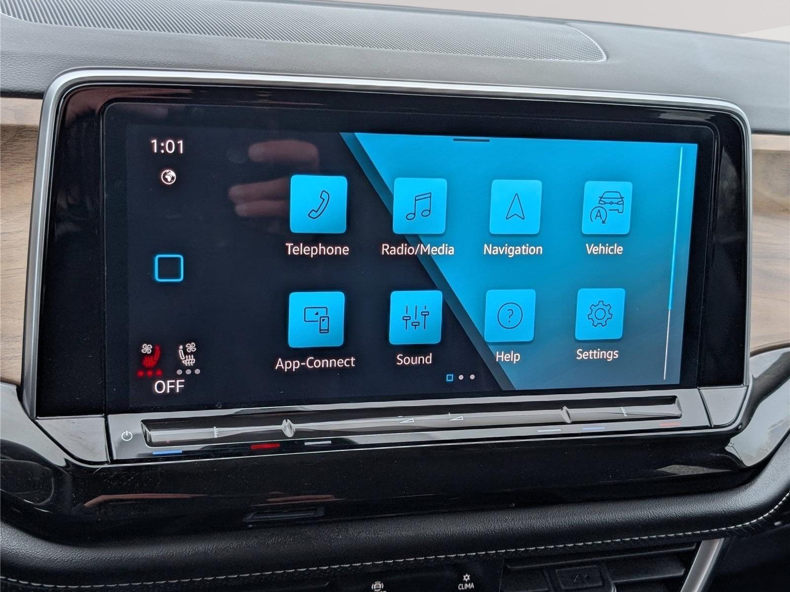 Used 2024 Volkswagen Atlas SE AWD/4WD image 31