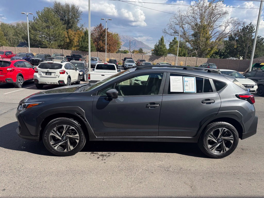 Used 2024 Subaru Crosstrek 2.0i Premium AWD/4WD image 2