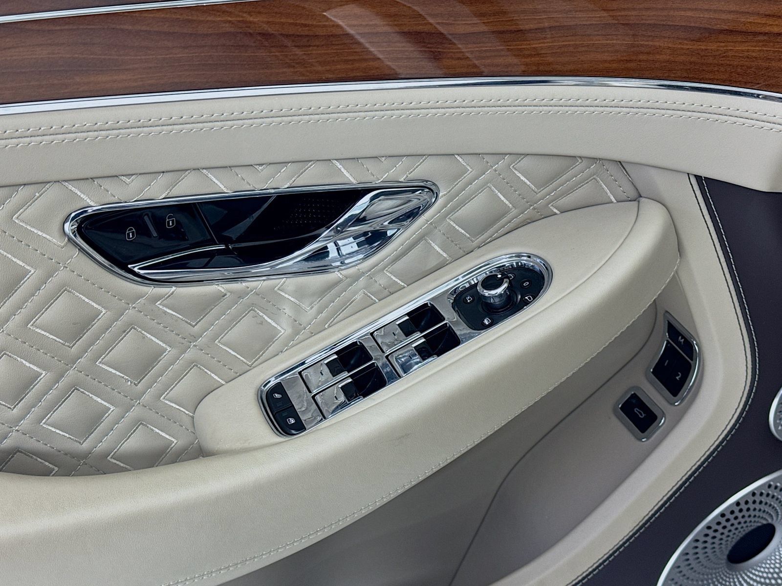 Certified 2020 Bentley Continental GT AWD/4WD image 17