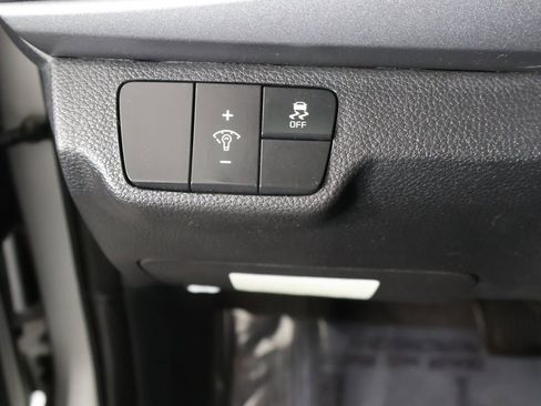 Used 2023 Kia Rio LX image 28