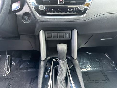 Used 2024 Toyota Corolla Cross AWD Hybrid image 25