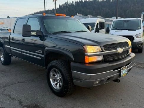 Used 2003 Chevrolet Silverado 2500 LT w/ Skid Plate Package image 3
