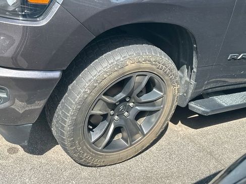 Used 2020 RAM 1500 Big Horn AWD/4WD image 4