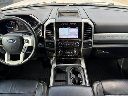 Used 2019 Ford F250 Lariat w/ Lariat Ultimate Package AWD/4WD image 11