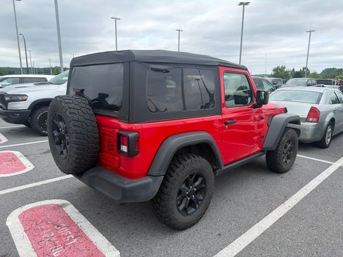 Used 2021 Jeep Wrangler Sport AWD/4WD image 3