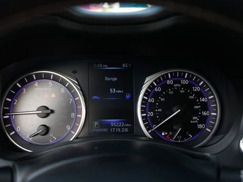 Used 2017 INFINITI Q50 Signature Edition w/ All Weather Package (L93) image 35