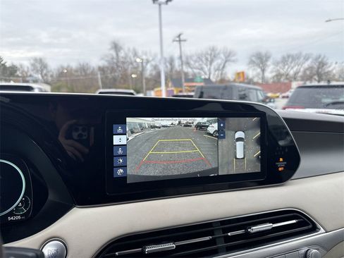 Used 2021 Hyundai Palisade Calligraphy image 24