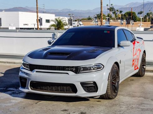 Used 2022 Dodge Charger SRT Hellcat w/ Harman/Kardon Audio Group image 4