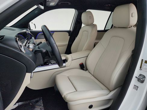 Certified 2023 Mercedes-Benz EQB 250+ image 17