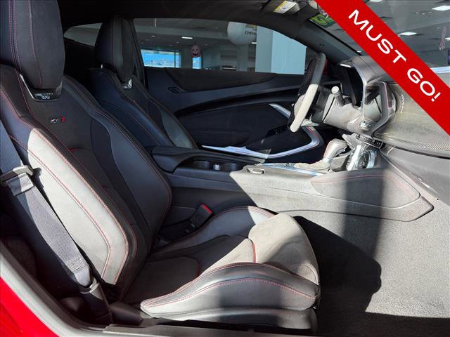 Used 2023 Chevrolet Camaro ZL1 RWD image 10