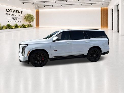 Certified 2026 Cadillac Escalade V w/ LPO, ONYX Package AWD/4WD image 5