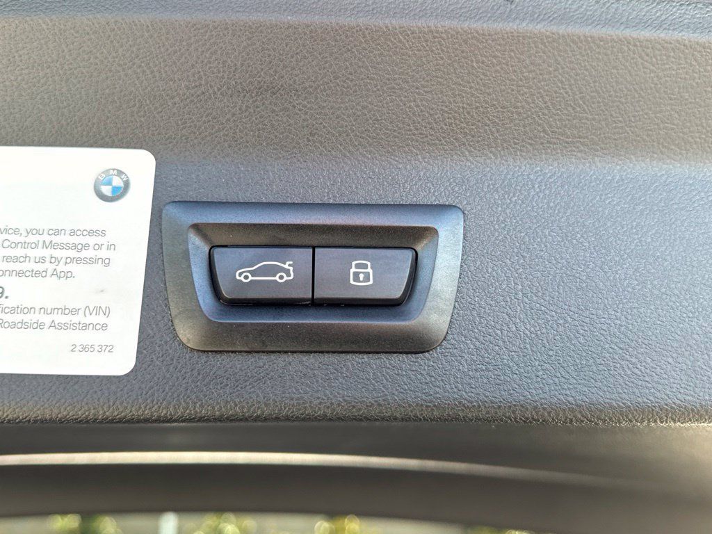 Certified 2024 BMW X3 sDrive30i w/ Convenience Package w/ZPA RWD image 17