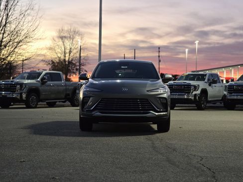 New 2026 Buick Envista Preferred image 2