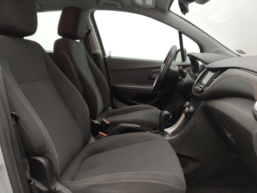 Used 2020 Chevrolet Trax LS FWD image 21